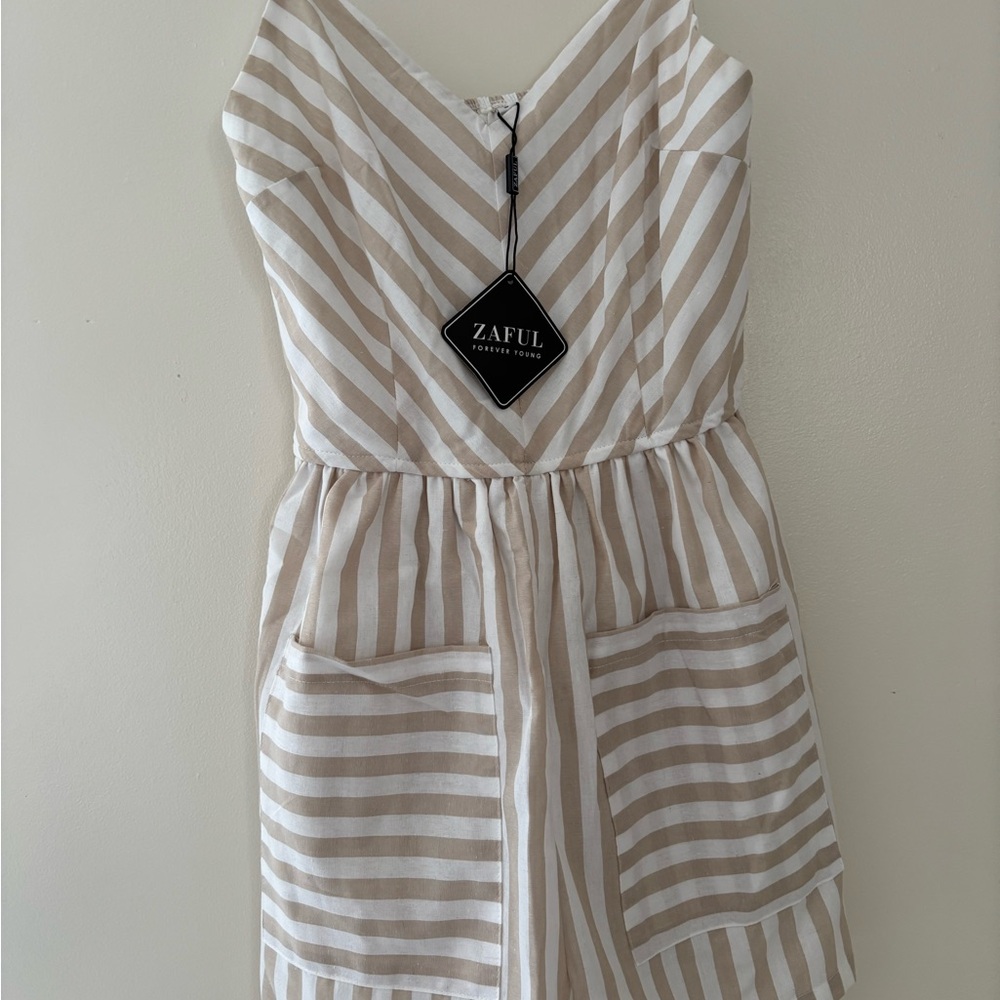 Zaful Tan and White Chevron Romper with Pockets